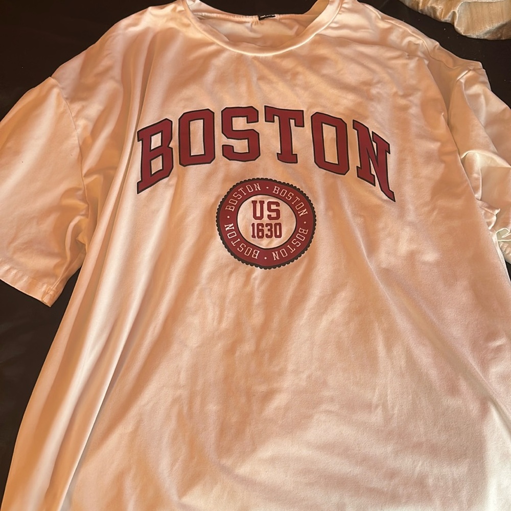 Boston Oversized Tee
